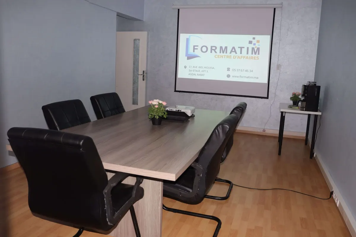 Salle de réunion du centre d'affaires Formatim à Agdal, Rabat